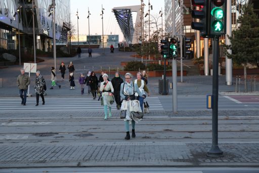 Walking performance Neue Kafé Barbara (Photo: Oslofjord ecologies).